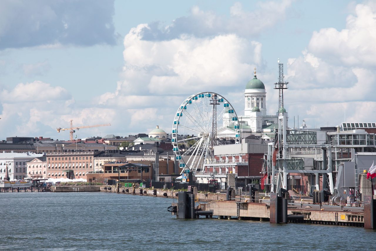 Learning from Metropolitan Areas: lessons from HELSINKI